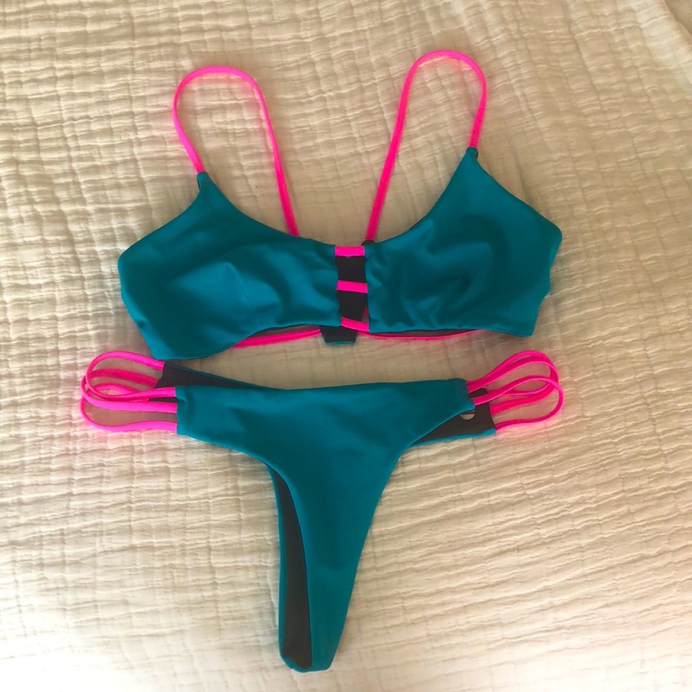 Reversible strappy neon bikini with thong bottom